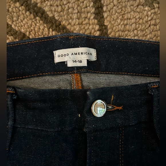 Good American Always Fits Women’s Jeans Size 14/18 NWOT - Picture 3 of 5